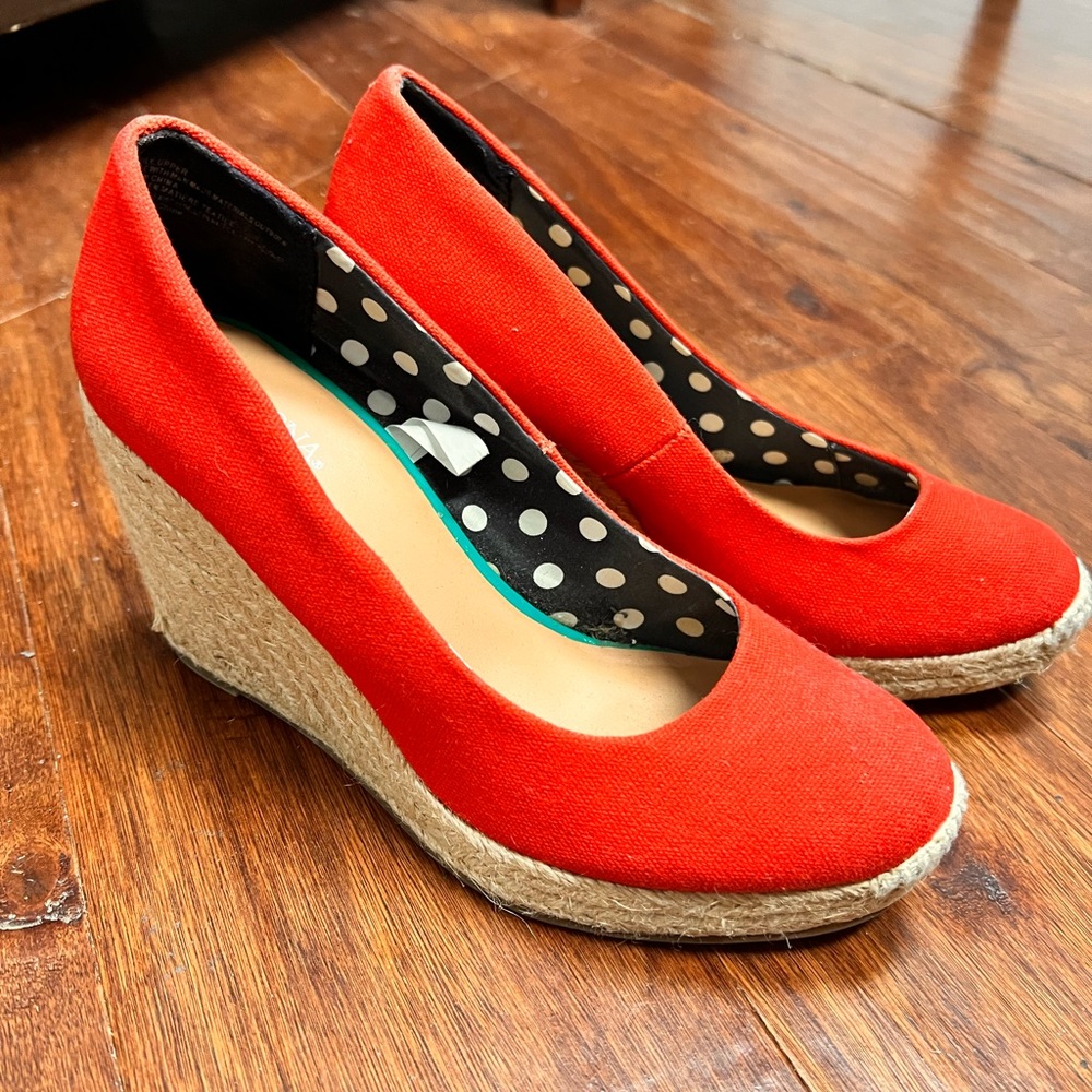 Merona Wedge - Women’s Size 7